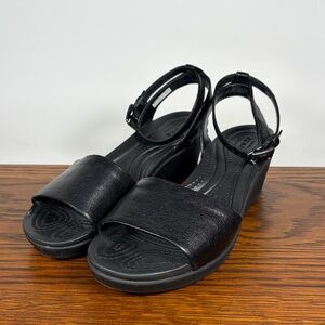 Crocs Leigh-Ann Leather Mini Wedge Sandal Ankle Strap Comfort Women's 7 Black